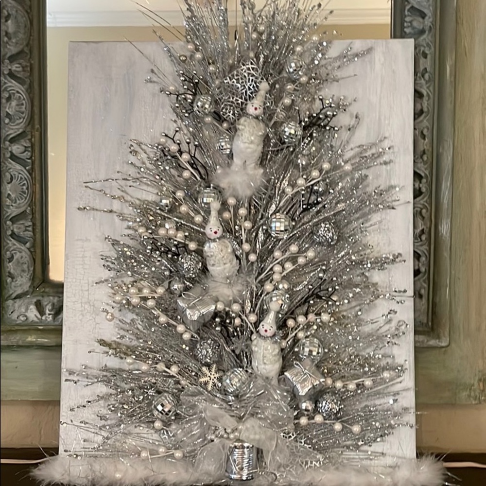 Christmas Ease-Ly..Handcrafted--no-two are a like.